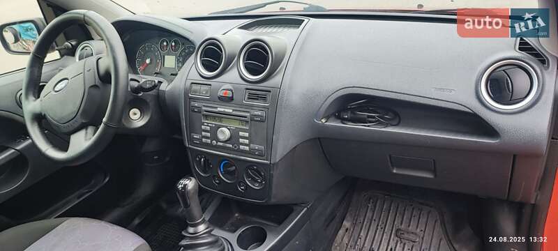 Хэтчбек Ford Fiesta 2006 в Киеве фото 11 Хэтчбек Ford Fiesta 2006 в Киеве