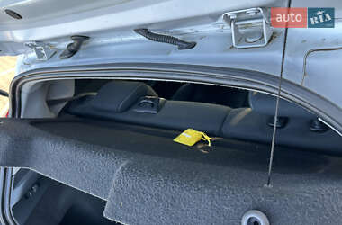 Хэтчбек Ford Fiesta 2012 в 