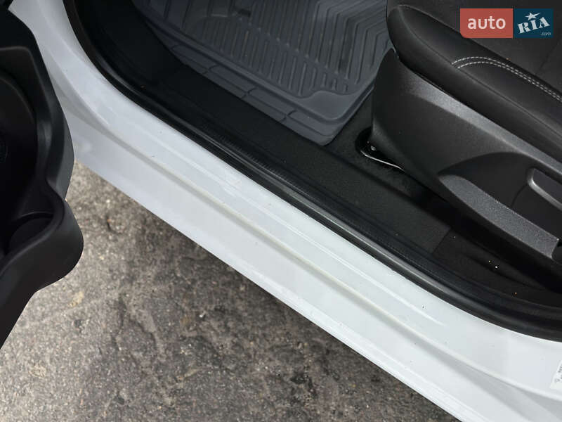 Хэтчбек Ford Fiesta 2019 в Шептицькому фото 31 Хэтчбек Ford Fiesta 2019 в Шептицькому