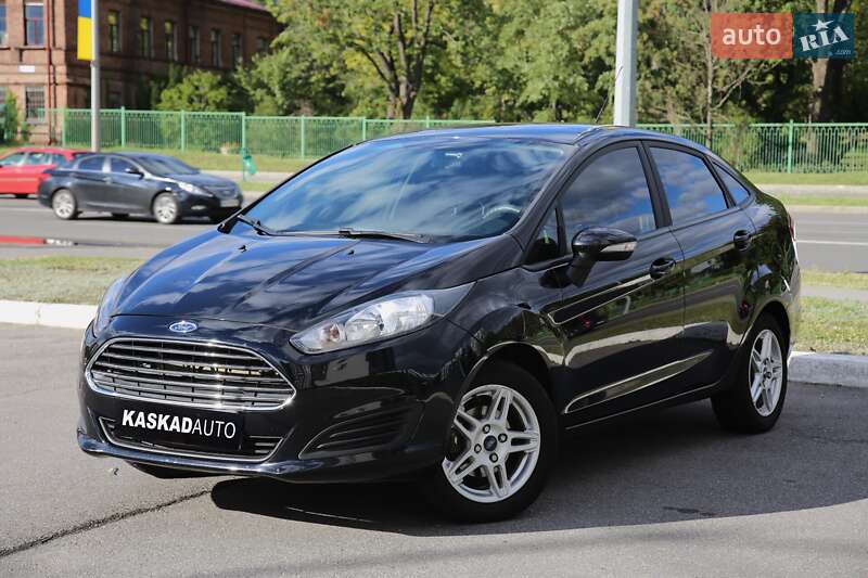 Седан Ford Fiesta 2017 в 