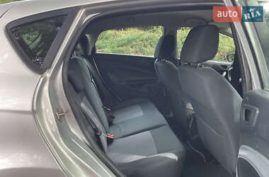 Хэтчбек Ford Fiesta 2011 в 