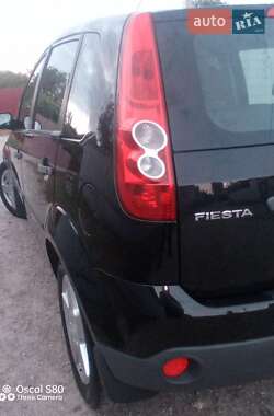 Хэтчбек Ford Fiesta 2007 в 
