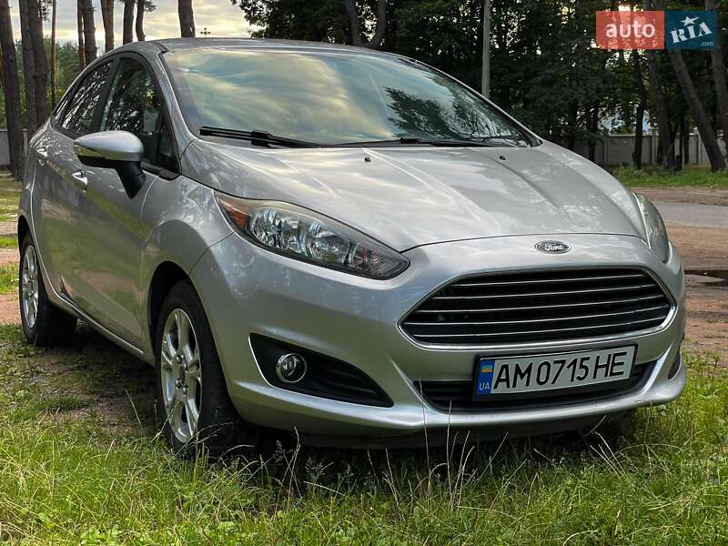 Седан Ford Fiesta 2016 в Житомире