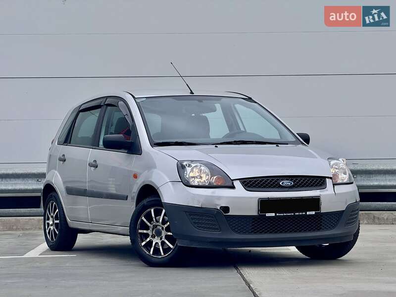 Хэтчбек Ford Fiesta 2007 в Киеве