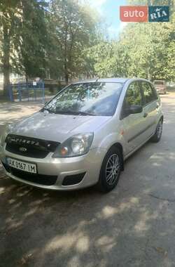 Хетчбек Ford Fiesta 2008 в Черкасах
