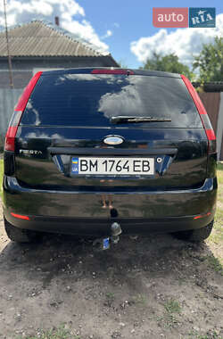 Хэтчбек Ford Fiesta 2002 в 