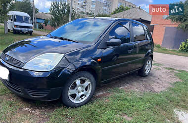 Хэтчбек Ford Fiesta 2002 в 