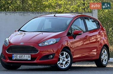Хэтчбек Ford Fiesta 2015 в Днепре