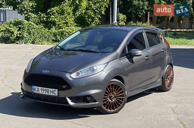 Хетчбек Ford Fiesta 2017 в Києві