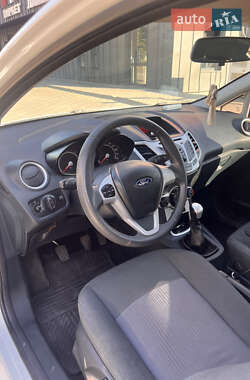 Хэтчбек Ford Fiesta 2011 в 