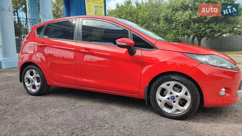 Хэтчбек Ford Fiesta 2012 в Харькове