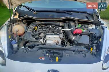 Хэтчбек Ford Fiesta 2018 в 