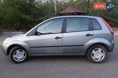 Хэтчбек Ford Fiesta 2002 в  фото 9 Хэтчбек Ford Fiesta 2002 в