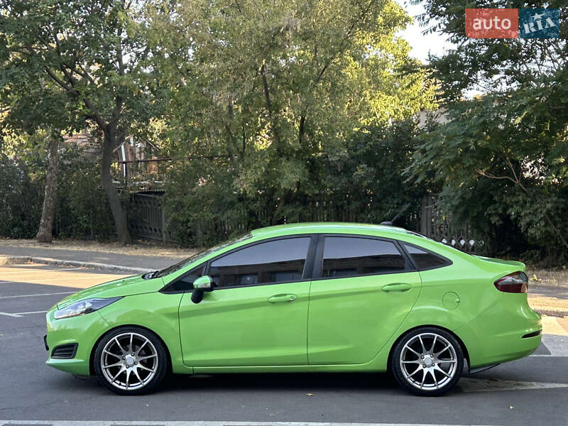 Седан Ford Fiesta 2014 в Николаеве фото 2 Седан Ford Fiesta 2014 в Николаеве