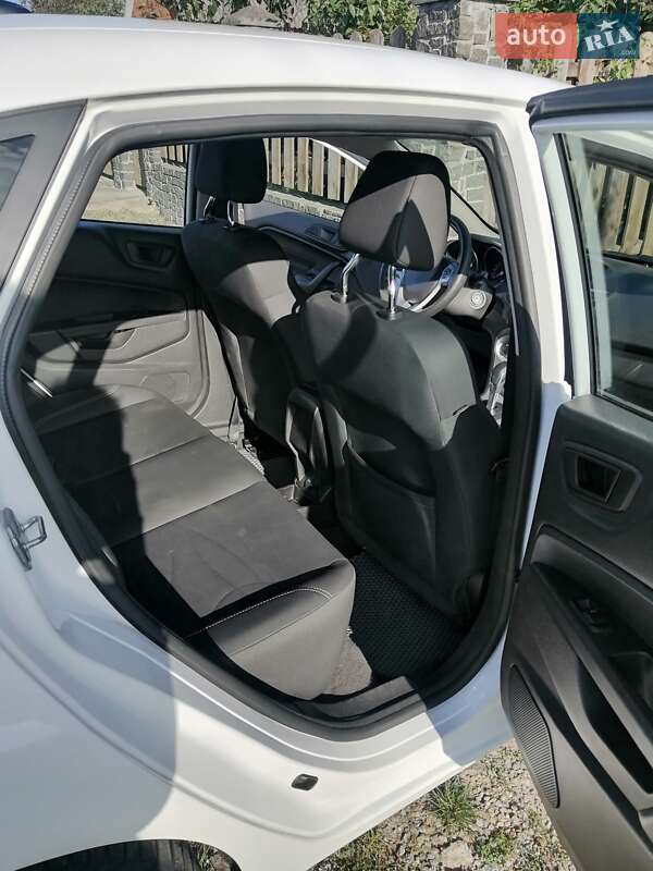 Седан Ford Fiesta 2018 в Житомирі