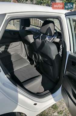 Седан Ford Fiesta 2018 в 