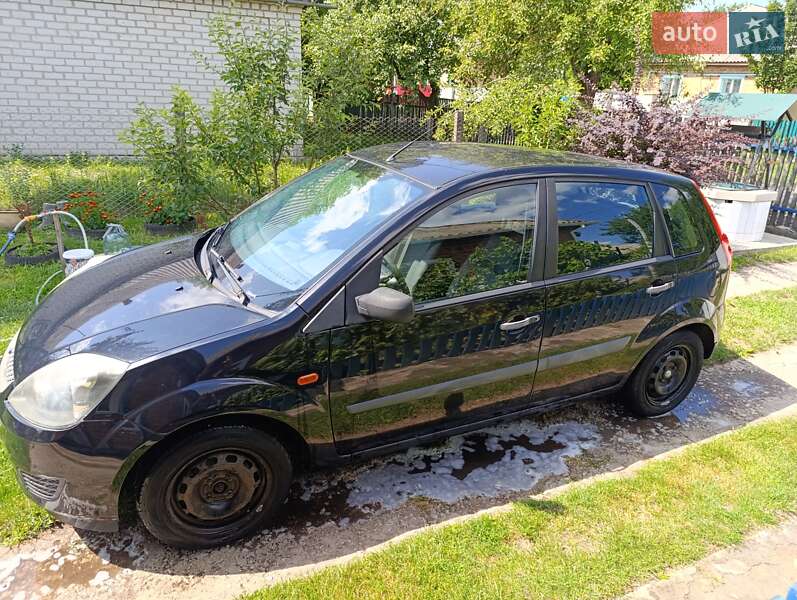Хэтчбек Ford Fiesta 2007 в Черкассах фото 2 Хэтчбек Ford Fiesta 2007 в Черкассах