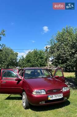 Хэтчбек Ford Fiesta 1996 в 
