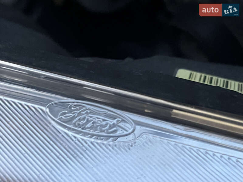 Хэтчбек Ford Fiesta 2013 в Измаиле