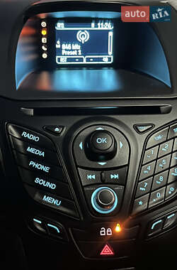 Хэтчбек Ford Fiesta 2013 в 