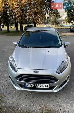 Хетчбек Ford Fiesta 2015 в Харкові