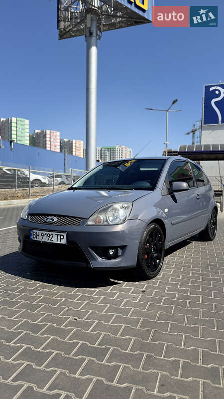 Хэтчбек Ford Fiesta 2007 в Одессе