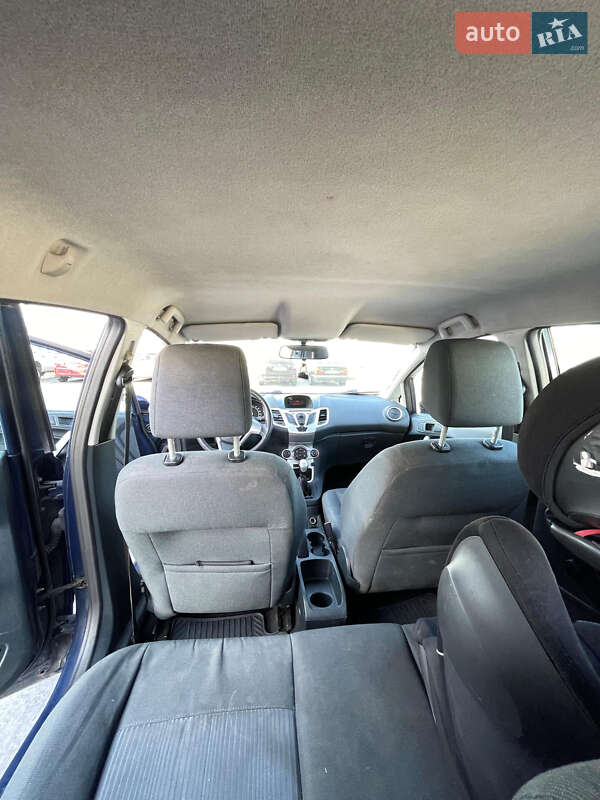 Хэтчбек Ford Fiesta 2011 в Львове