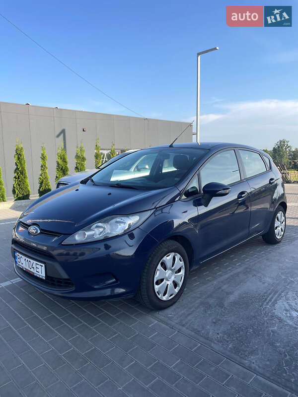 Хэтчбек Ford Fiesta 2011 в Львове
