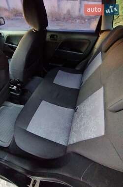 Хэтчбек Ford Fiesta 2008 в 