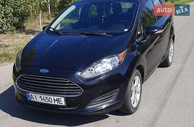 Седан Ford Fiesta 2016 в Киеве