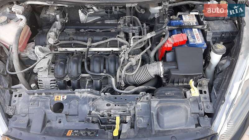 Седан Ford Fiesta 2016 в Киеве