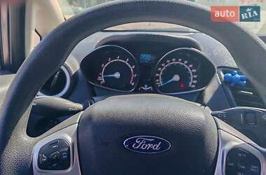 Хетчбек Ford Fiesta 2018 в 