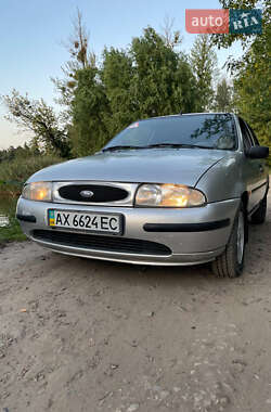 Хэтчбек Ford Fiesta 1997 в 