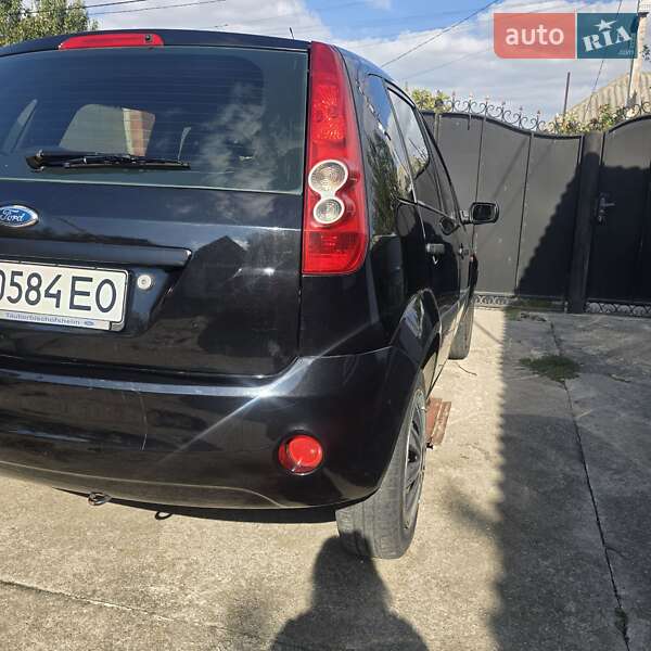 Хэтчбек Ford Fiesta 2006 в Кропивницком