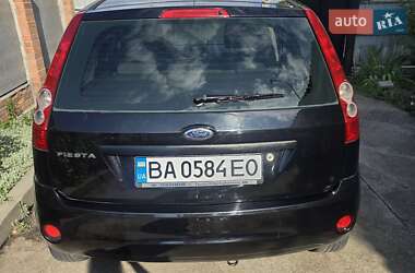Хэтчбек Ford Fiesta 2006 в 