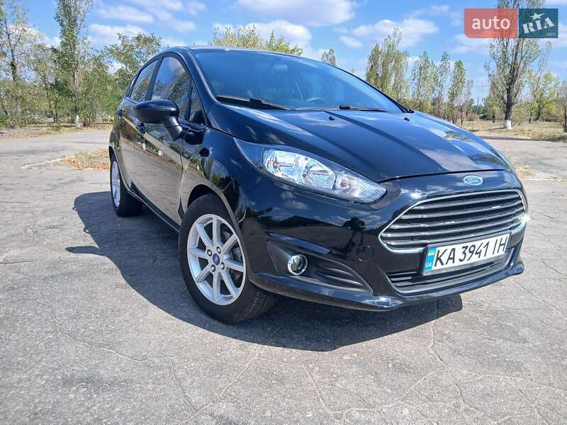 Хэтчбек Ford Fiesta 2019 в Каменском