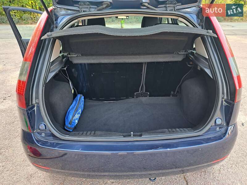 Хэтчбек Ford Fiesta 2005 в Бердичеве