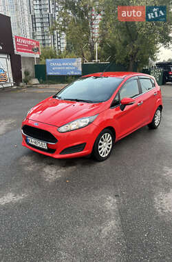 Седан Ford Fiesta 2016 в Києві