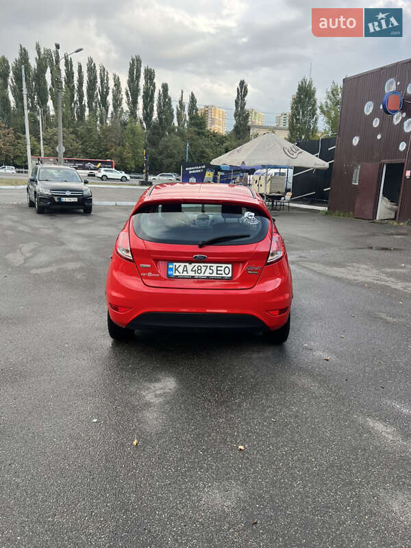 Седан Ford Fiesta 2016 в Киеве фото 11 Седан Ford Fiesta 2016 в Киеве