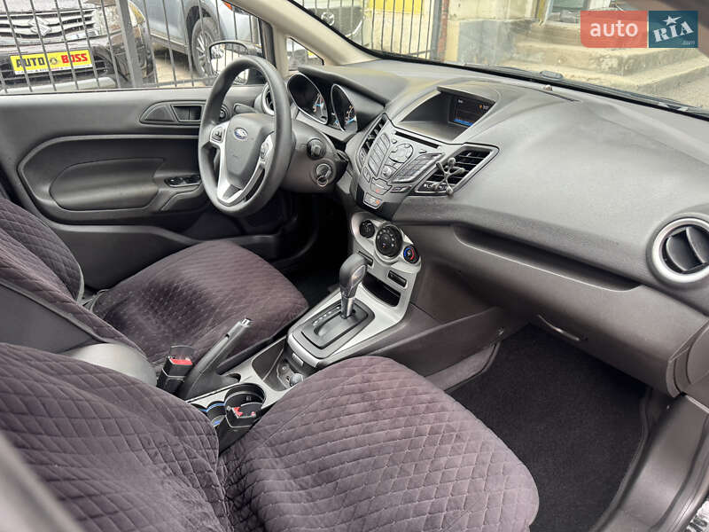 Седан Ford Fiesta 2018 в Николаеве