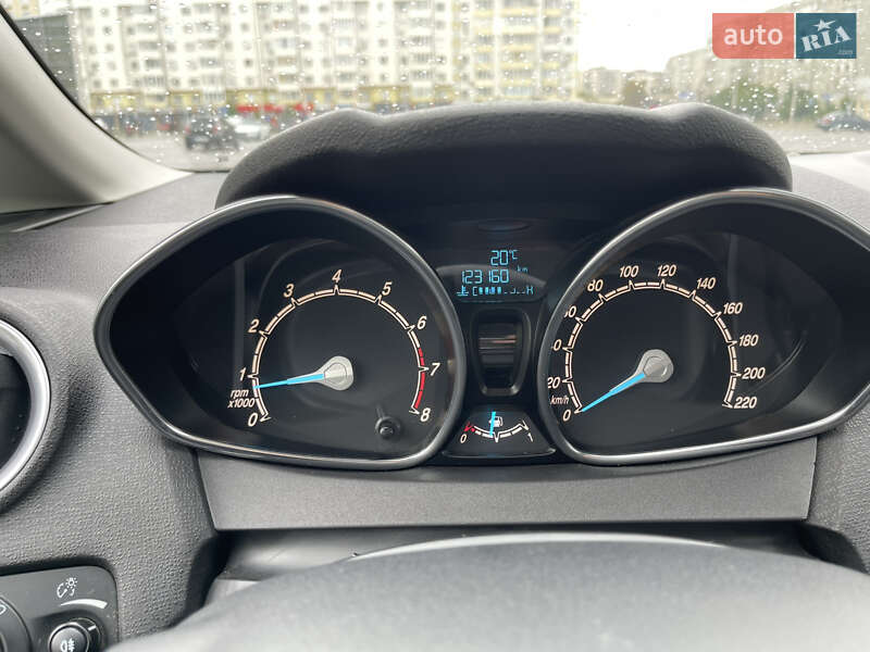Хэтчбек Ford Fiesta 2016 в Ивано-Франковске фото 24 Хэтчбек Ford Fiesta 2016 в Ивано-Франковске