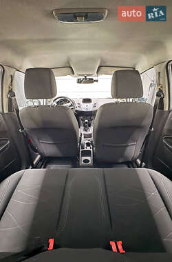 Хэтчбек Ford Fiesta 2014 в 