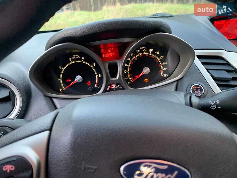Хэтчбек Ford Fiesta 2011 в Полтаве фото 9 Хэтчбек Ford Fiesta 2011 в Полтаве