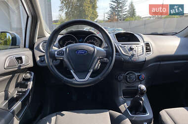 Хэтчбек Ford Fiesta 2013 в 
