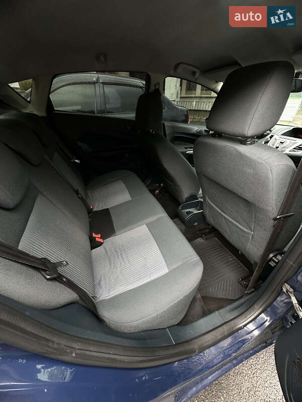Хетчбек Ford Fiesta 2011 в Полтаві