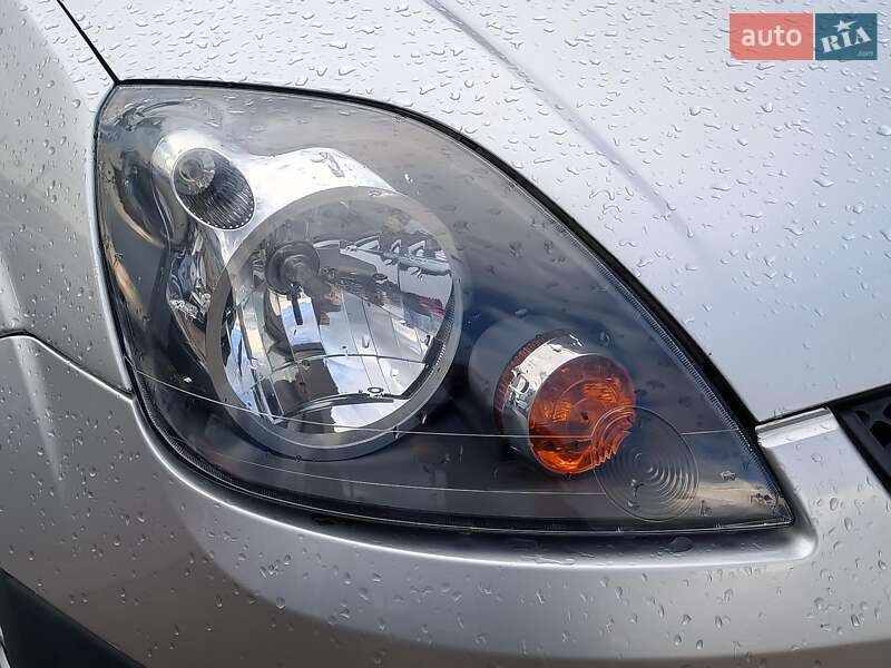 Хетчбек Ford Fiesta 2008 в Харкові