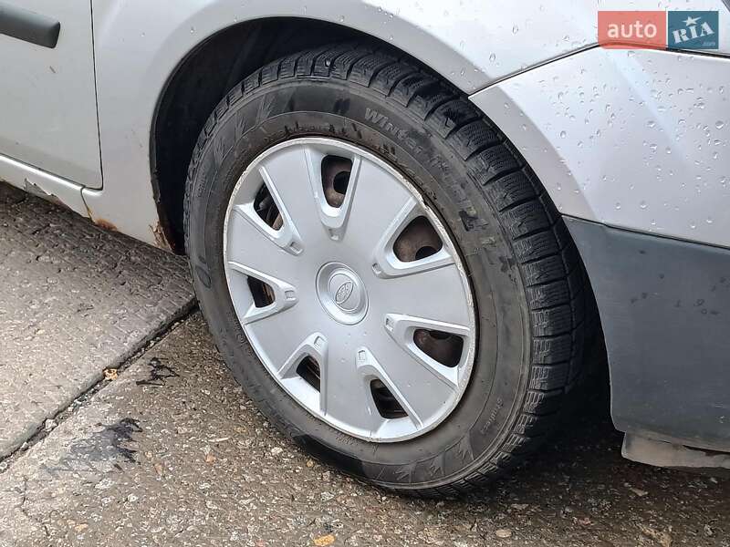 Хетчбек Ford Fiesta 2008 в Харкові