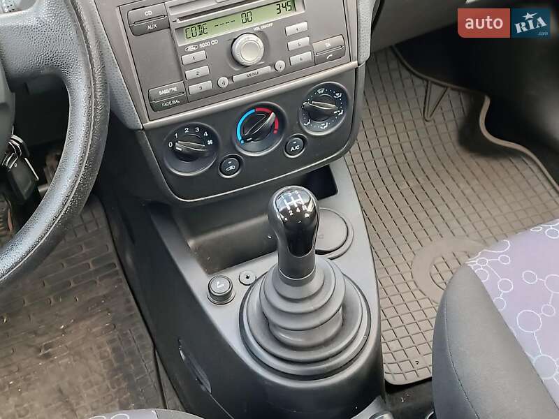 Хетчбек Ford Fiesta 2008 в Харкові