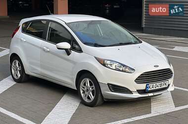 Хэтчбек Ford Fiesta 2017 в 