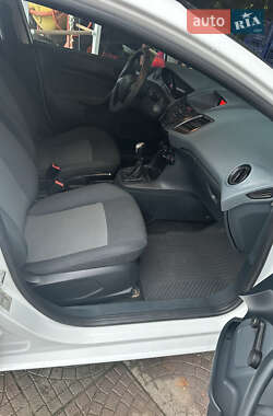 Хетчбек Ford Fiesta 2009 в 